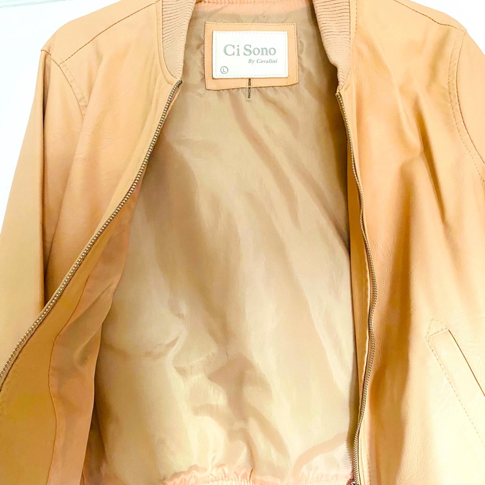 Jacket - Picture 3 of 9